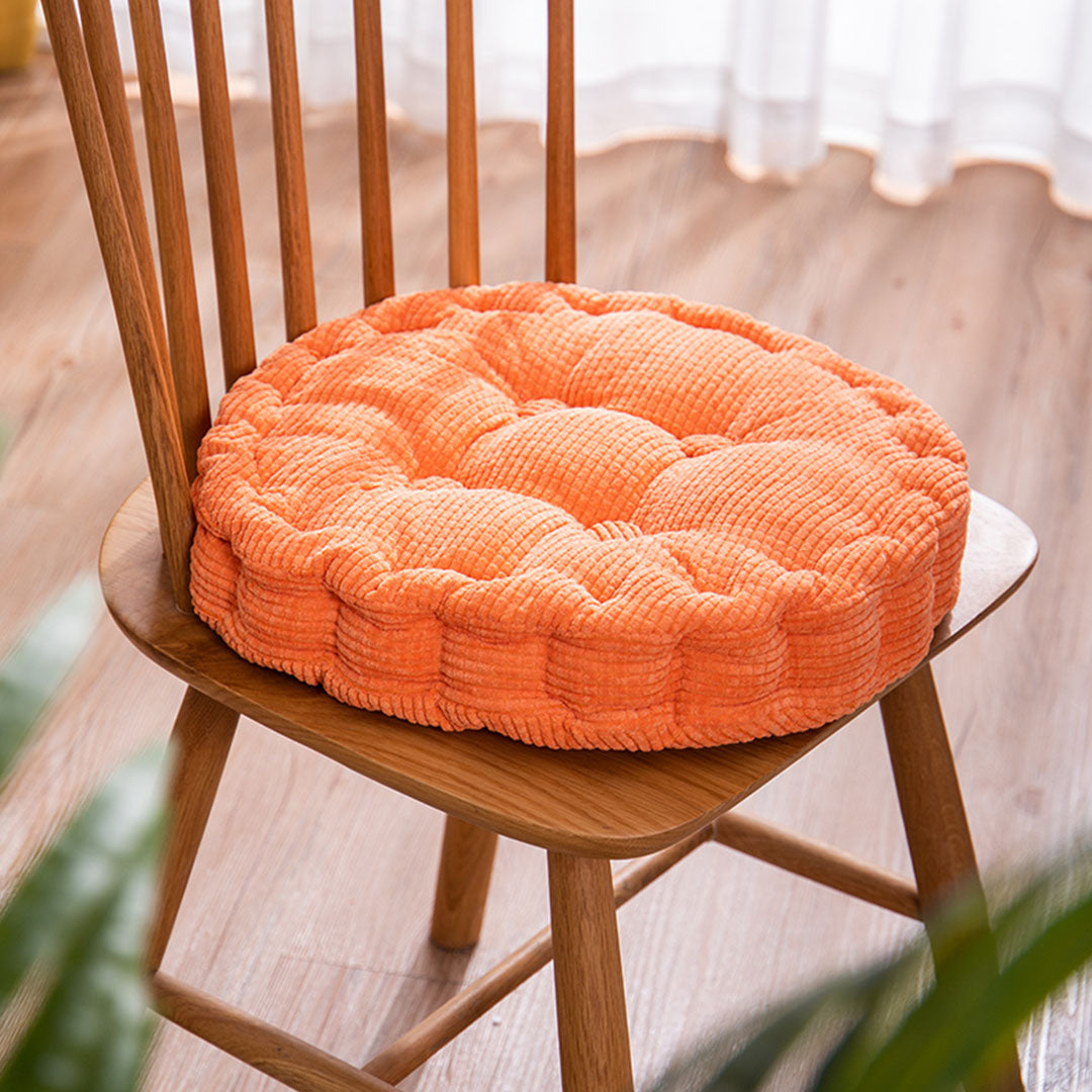 Tufted Pattern Pillow