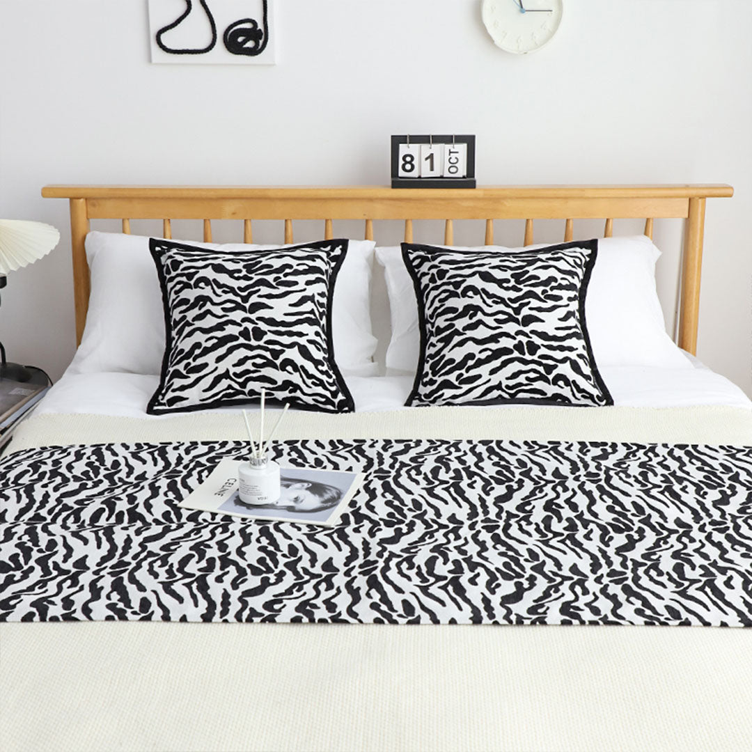 Vintage Scarf Runner Bedding Set