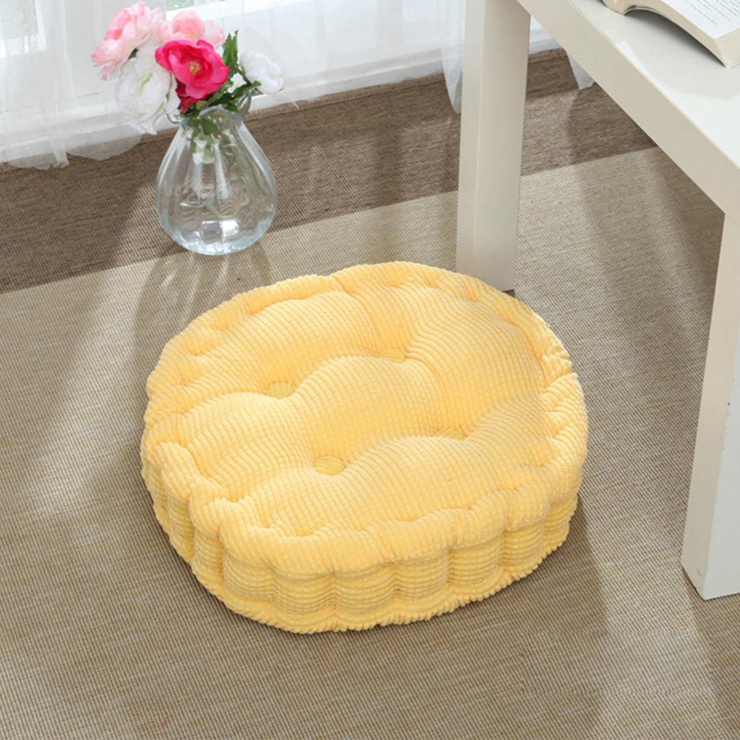 Tufted Pattern Pillow