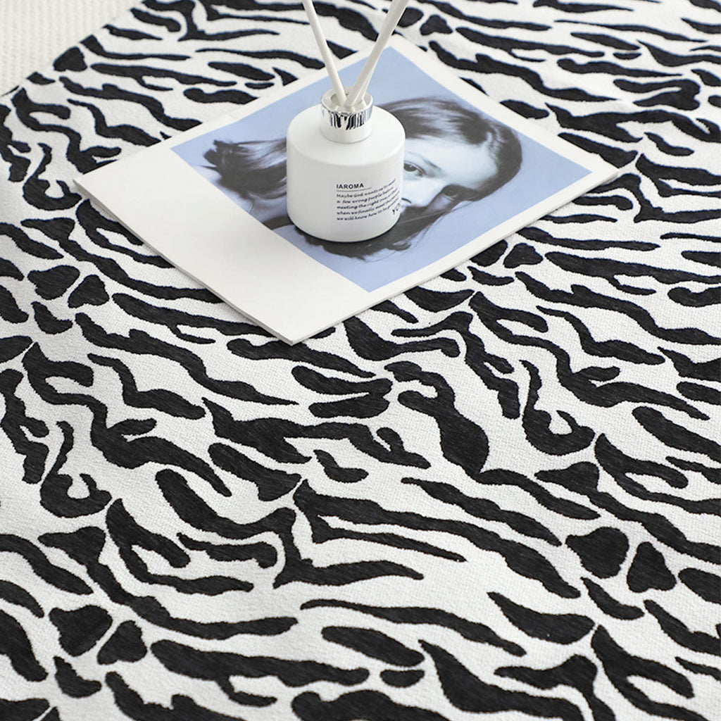 Vintage Scarf Runner Bedding Set