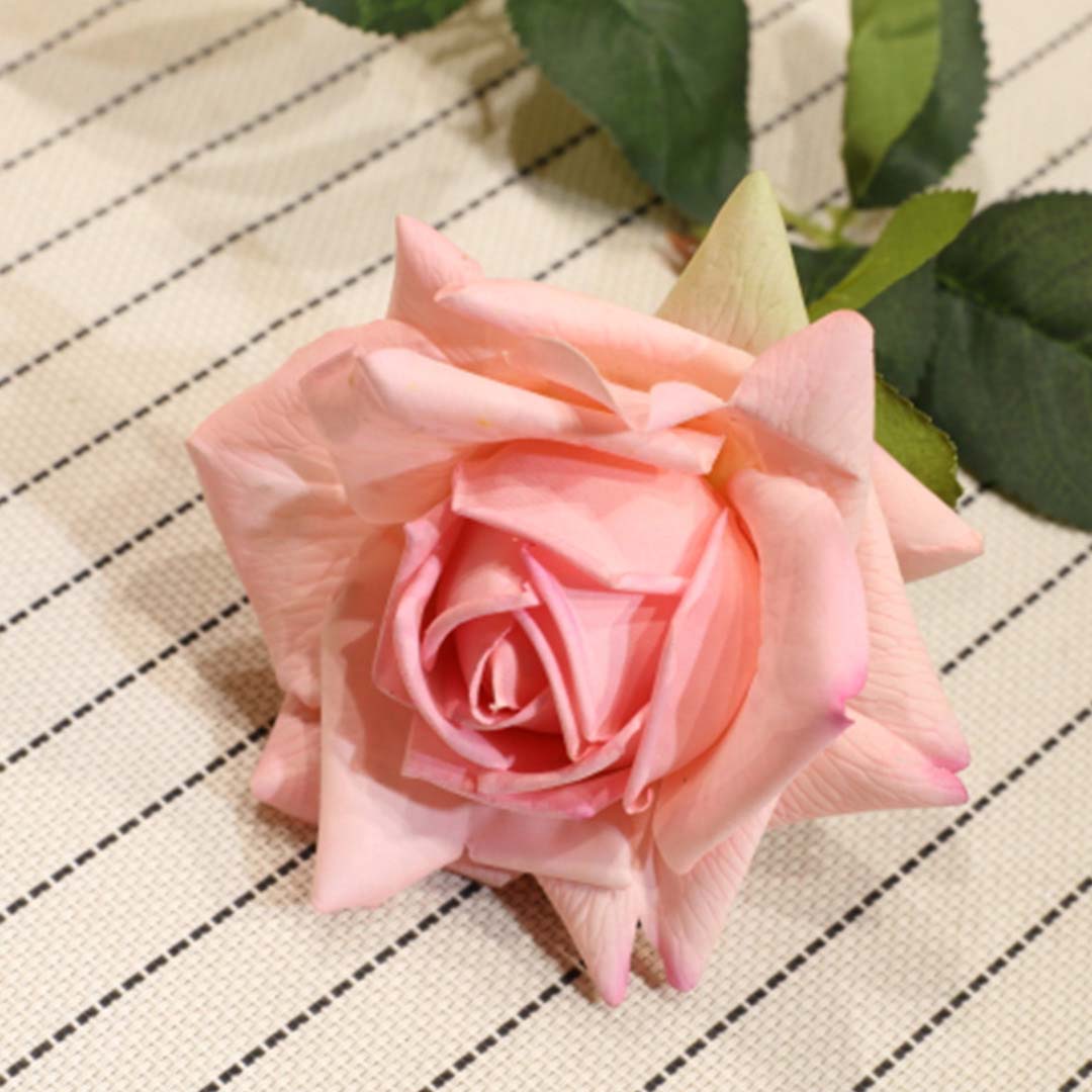 Glass Vase With Artificial Flower