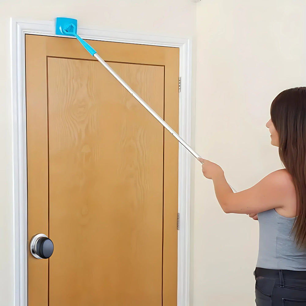 Skirting Board Cleaner (Includes 2 Cloths)