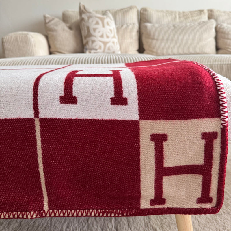 Luxury Wool-Cashmere Throw