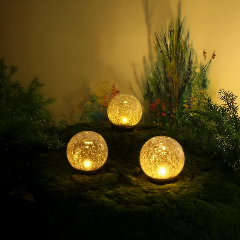 Solar Globe Garden Light