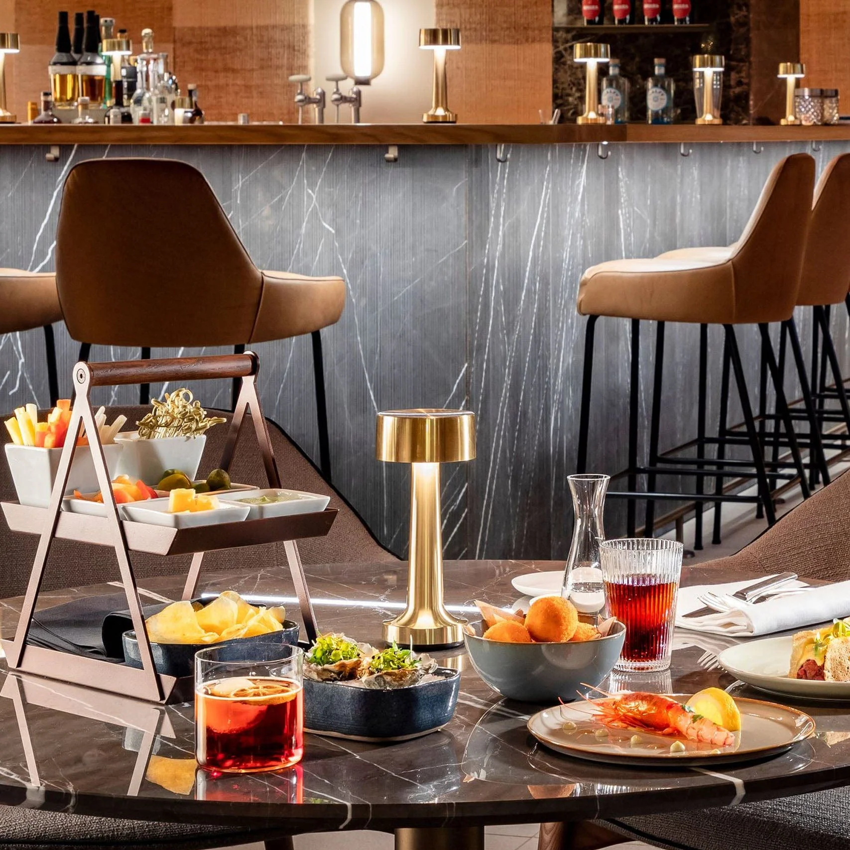 Restaurant Bar Table Lamp